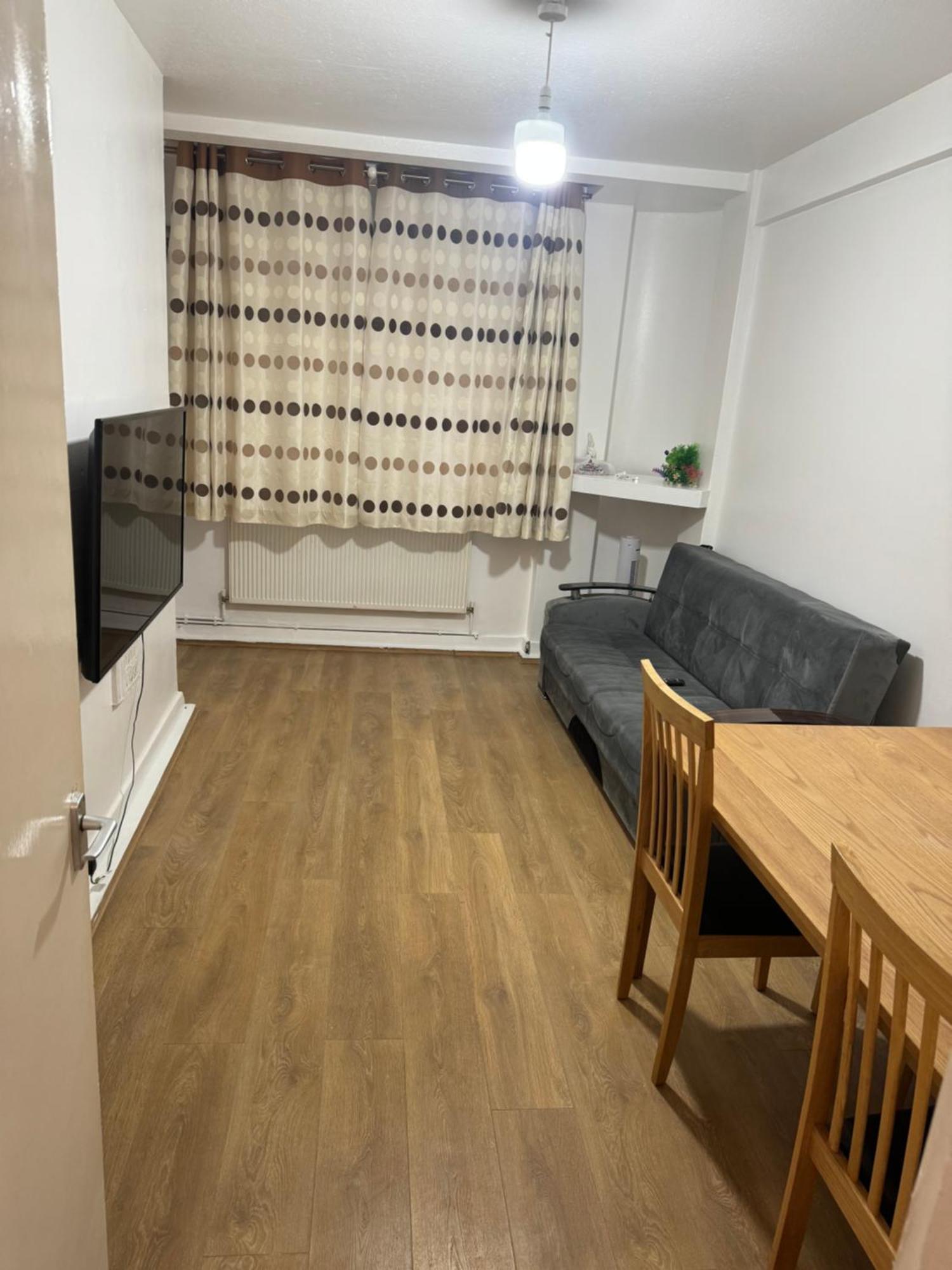 One Bedroom Apartment In Tower Bridge Road Лондон Экстерьер фото
