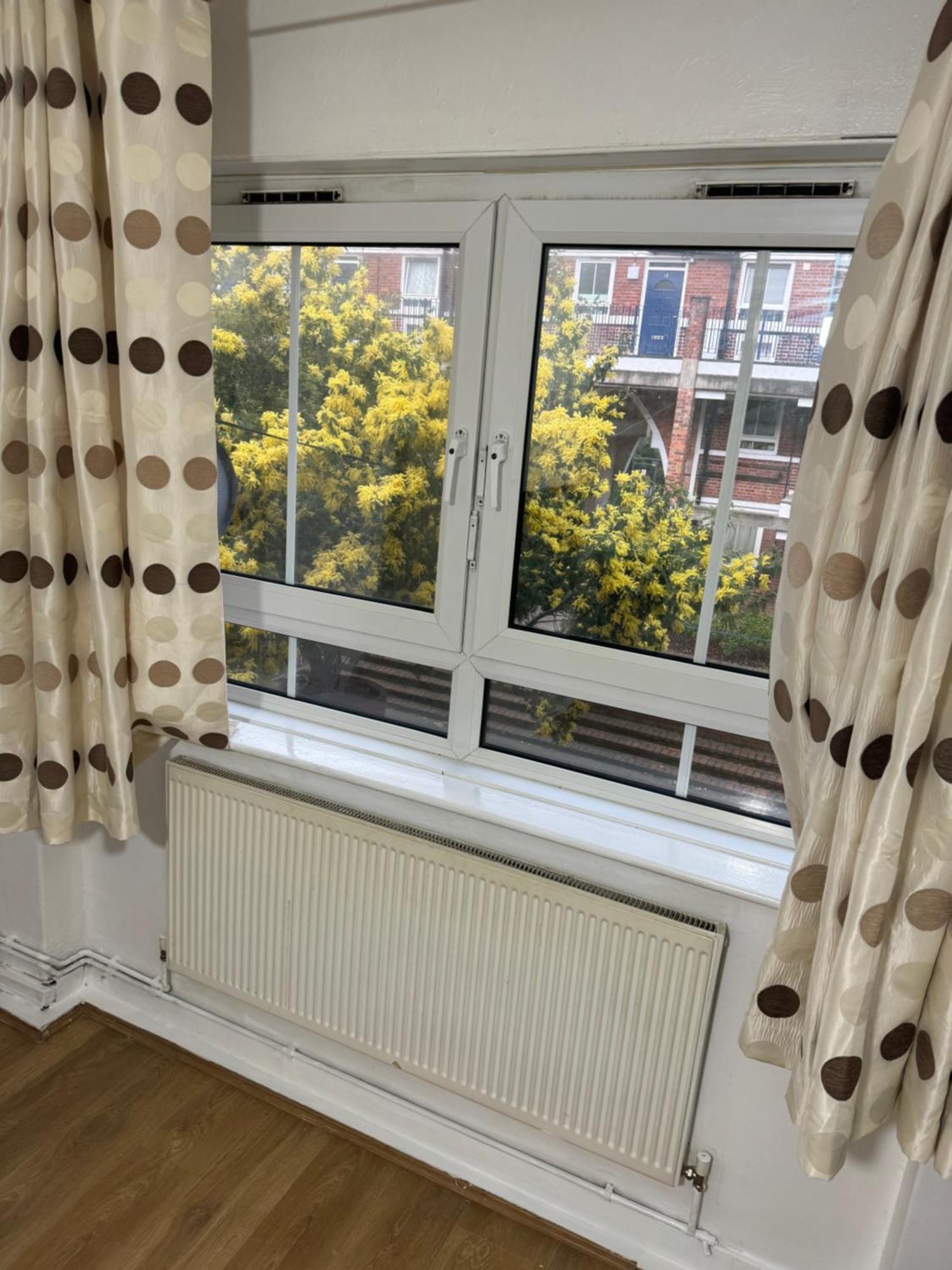 One Bedroom Apartment In Tower Bridge Road Лондон Экстерьер фото
