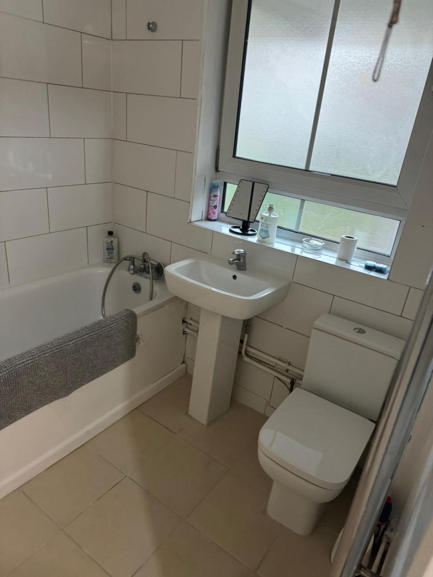 One Bedroom Apartment In Tower Bridge Road Лондон Экстерьер фото